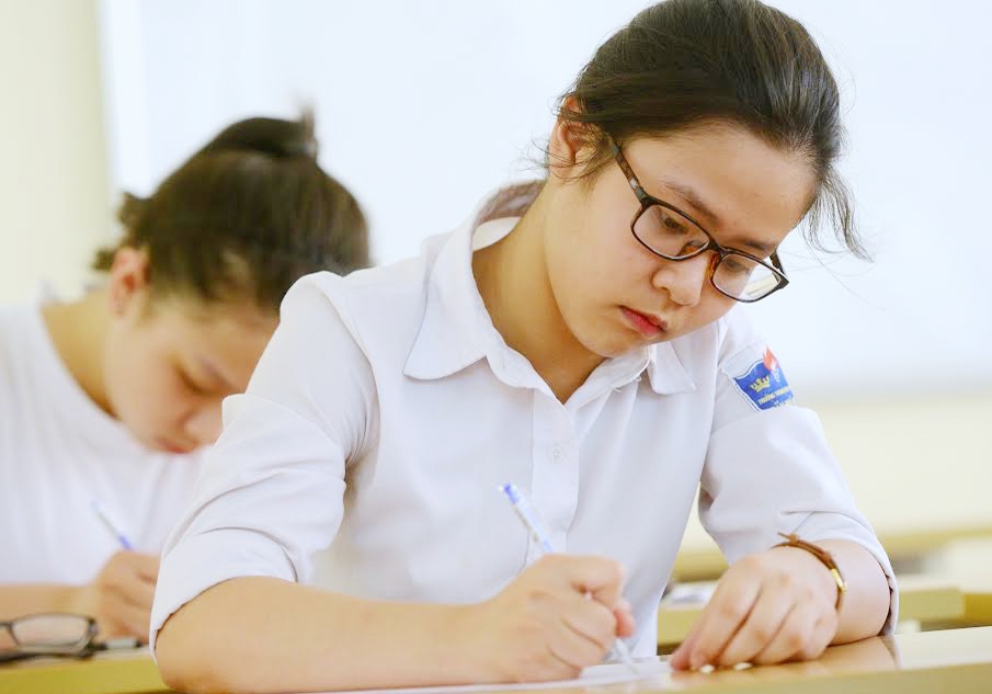 Diem chuan cao nhat cua DH My thuat Cong nghiep la 34,5 hinh anh
