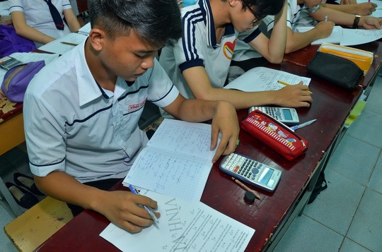 Luyện thi trắc nghiệm ảnh 1 Luyen thi trac nghiem anh 1