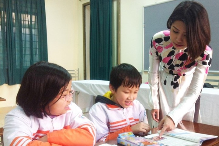 Tra luong giao vien theo kieu cao bang hinh anh