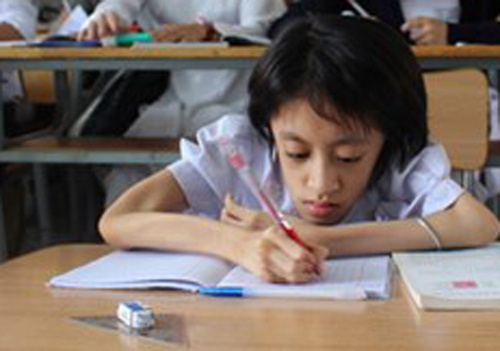 Nu sinh 'xuong thuy tinh' nuoi giac mo cu nhan hinh anh