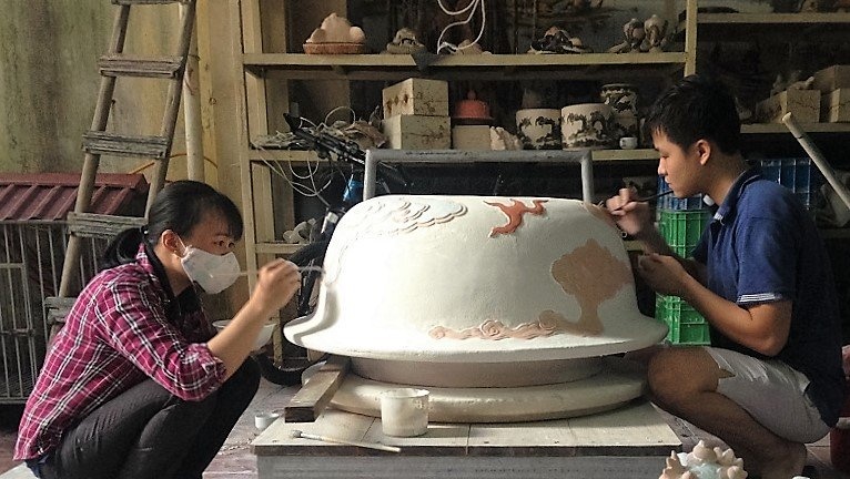 Cử nhân bỏ việc về làng ảnh 1 Cu nhan bo viec ve lang anh 1