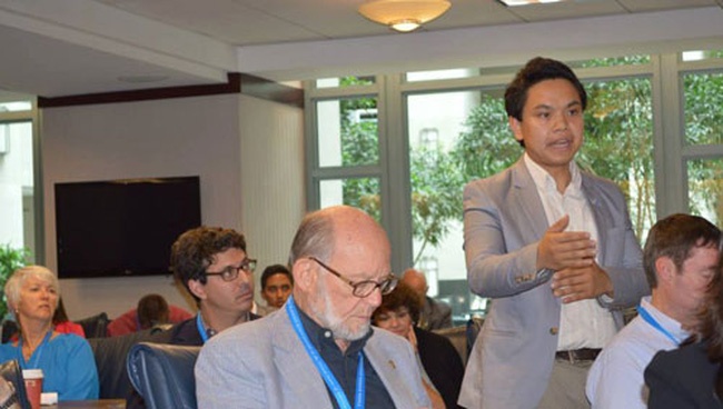 Du học sinh tặng quà giáng sinh ảnh 2 Du hoc sinh tang qua giang sinh anh 2