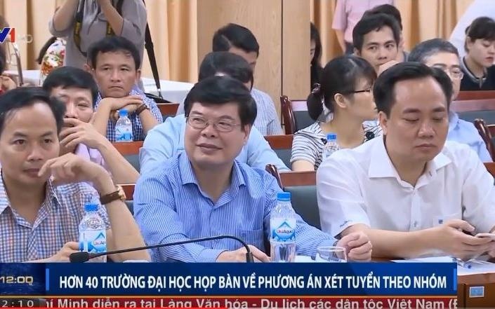 Hon 40 truong dai hoc lap nhom xet tuyen chung hinh anh
