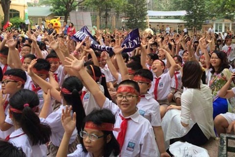 Truong diem Ha Noi xet tuyen truc tuyen de tranh qua tai hinh anh