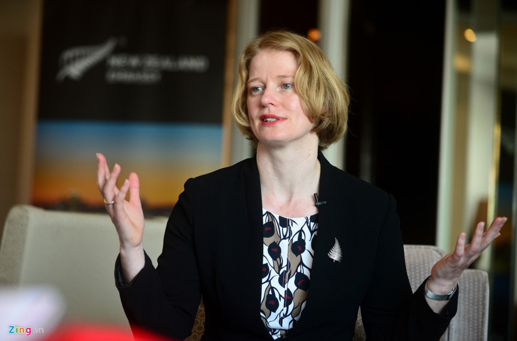 Dai su New Zealand: Hang tram hoc bong moi nam cho sinh vien Viet Nam hinh anh