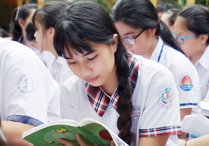 De thi va goi y loi giai mon Ngu van vao lop 10 o Sai Gon hinh anh