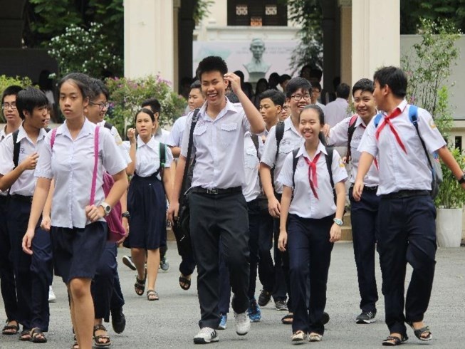 Hoc phi nam hoc moi tai TP.HCM nhu the nao? hinh anh