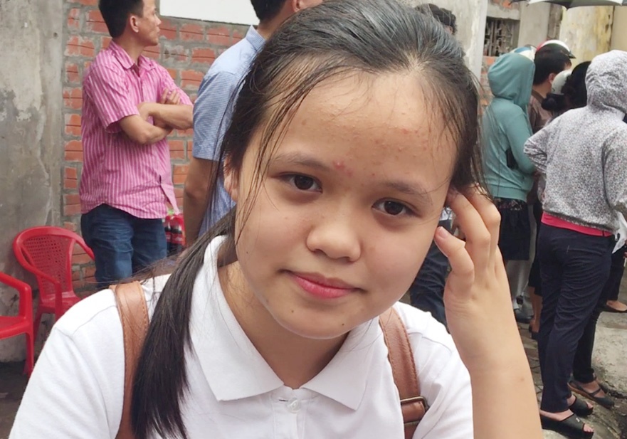 Thi sinh nhan xet de thi Ngu van vao lop 10 hinh anh