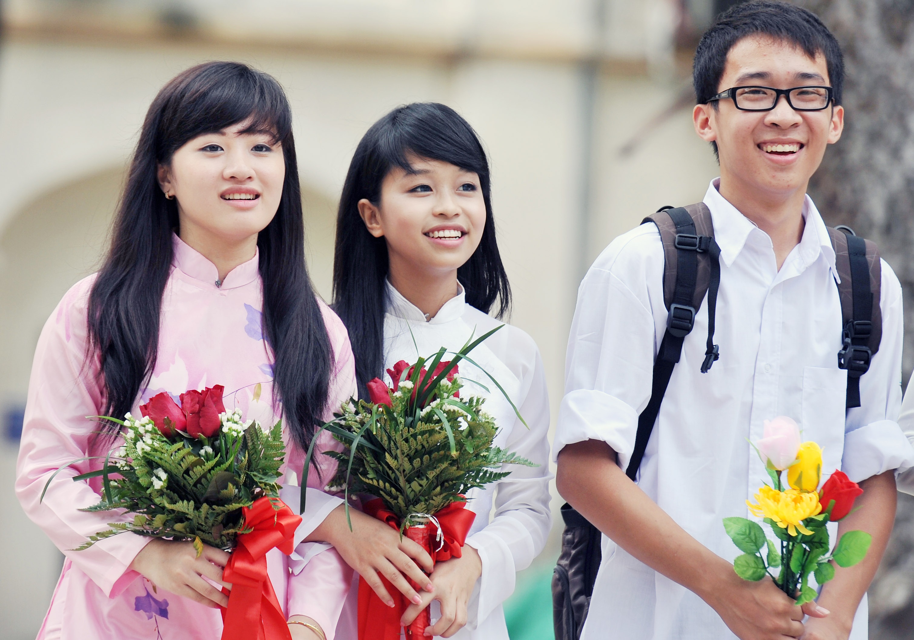 Hoc sinh Ha Noi tuu truong voi nhung thay doi moi gi? hinh anh
