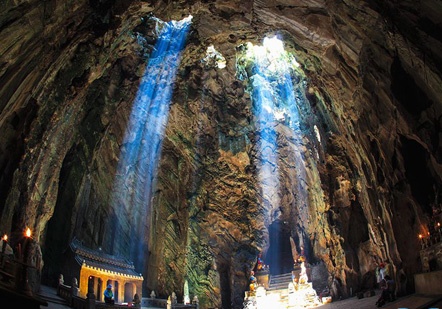 Cong troi va dong Am phu o tinh nao? hinh anh