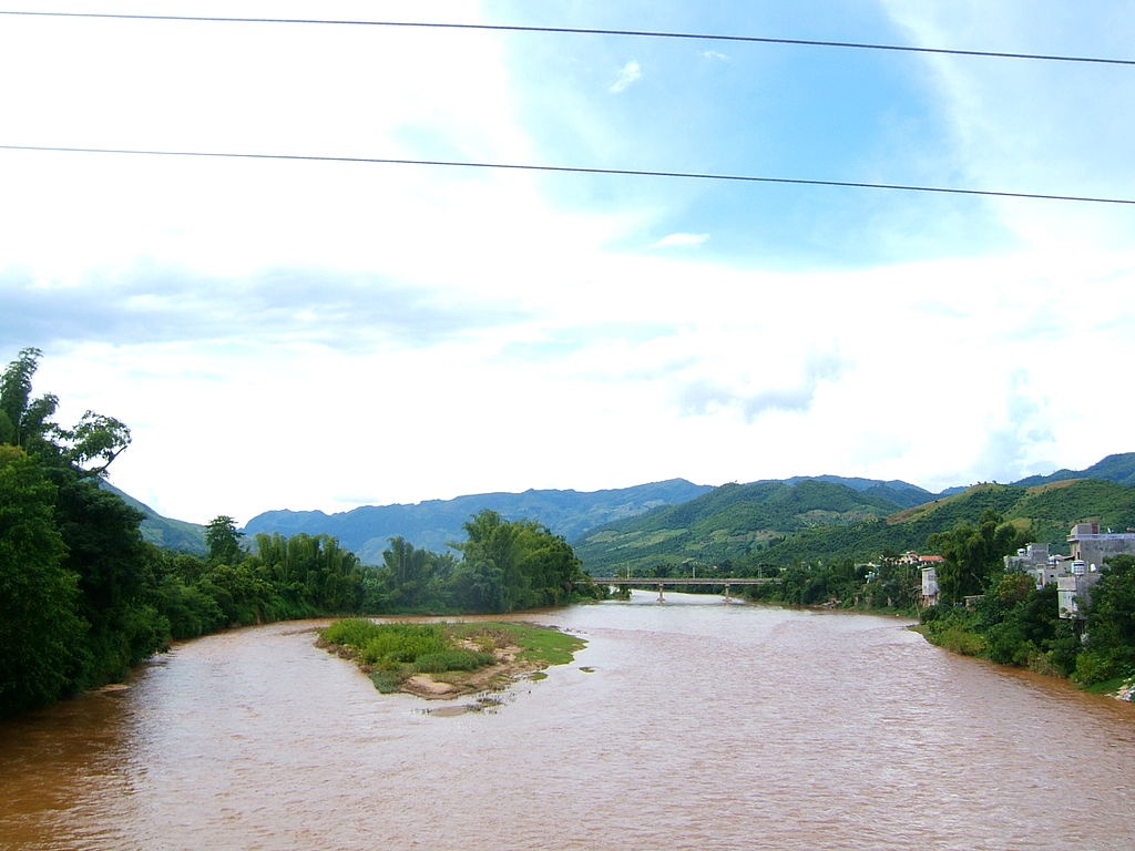 Suối cá thần ảnh 4 Suoi ca than anh 4