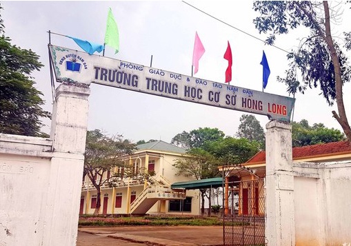 'Ky la' ngoi truong chi co 4 lop hoc hinh anh