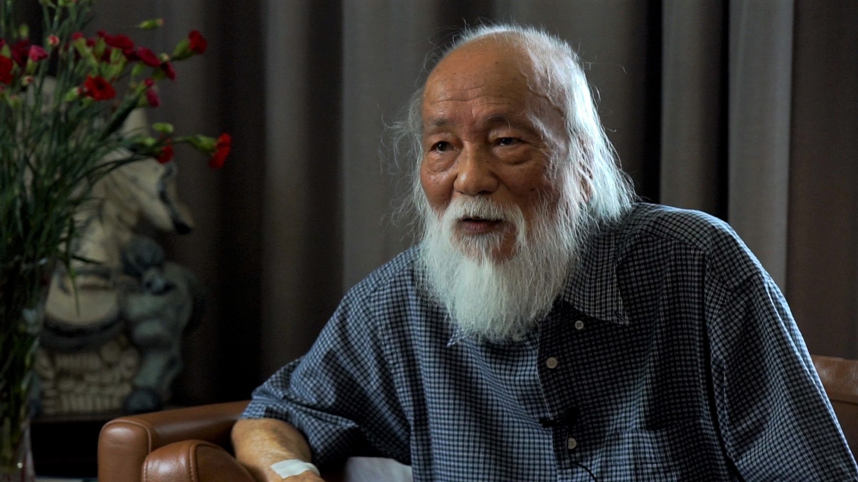 Vinh biet PGS Van Nhu Cuong hinh anh