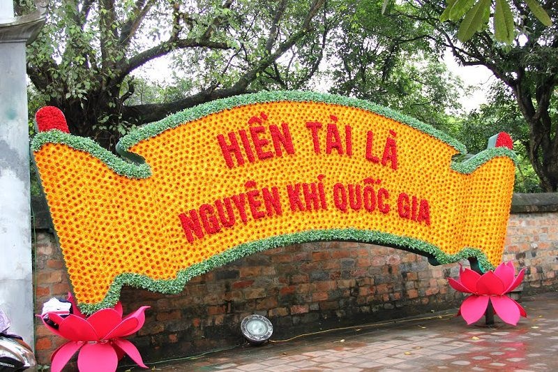Ai noi 'Hien tai la nguyen khi quoc gia', 3 doi lien tiep do tien si? hinh anh