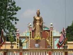 Giao vien nu dau tien anh 3