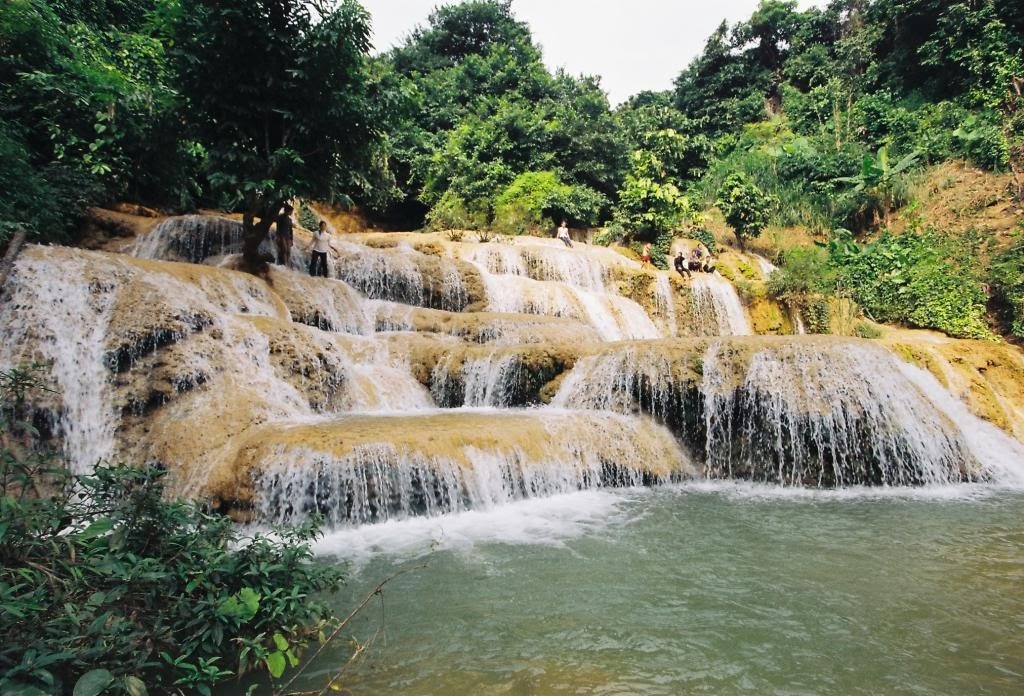 Suối cá thần ảnh 2 Suoi ca than anh 2