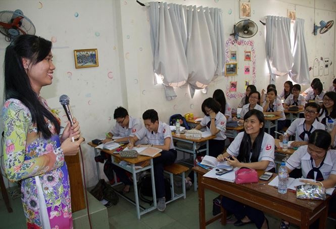 Thuong Tet giao vien: Noi 30 trieu, cho 50 nghin hinh anh