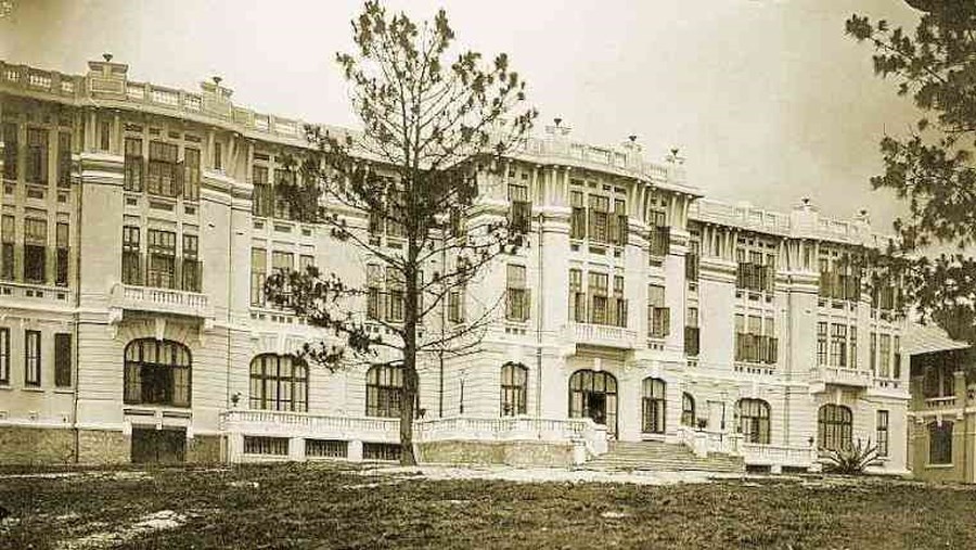 Nhà tư sản giàu có ảnh 2 Nha tu san giau co anh 2