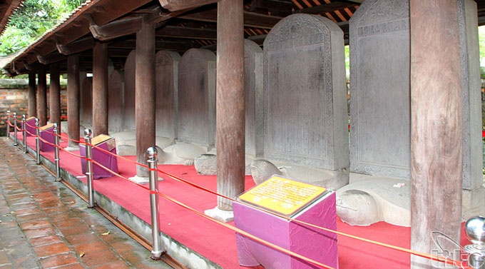 Bia tien si Van Mieu anh 8