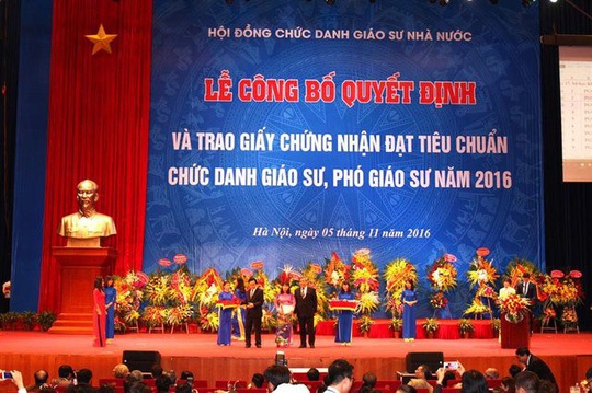 Phat hien truong hop thieu tieu chuan duoc cong nhan pho giao su hinh anh