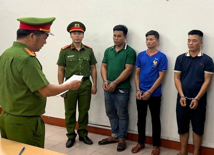 Danh tu vong,  sau tiec cuoi anh 1