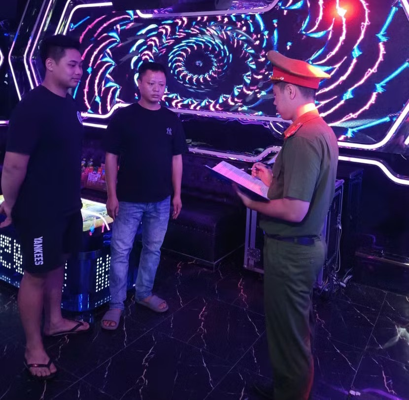 dich vu bien tuong anh 2