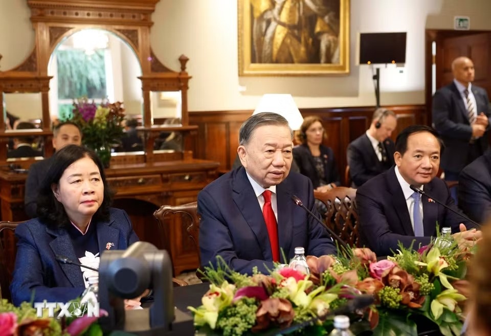 tổng b&iacute; thư ảnh 4