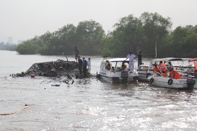 Tau canh ngam Sai Gon sap chay lai sau 7 thang bi cam hinh anh