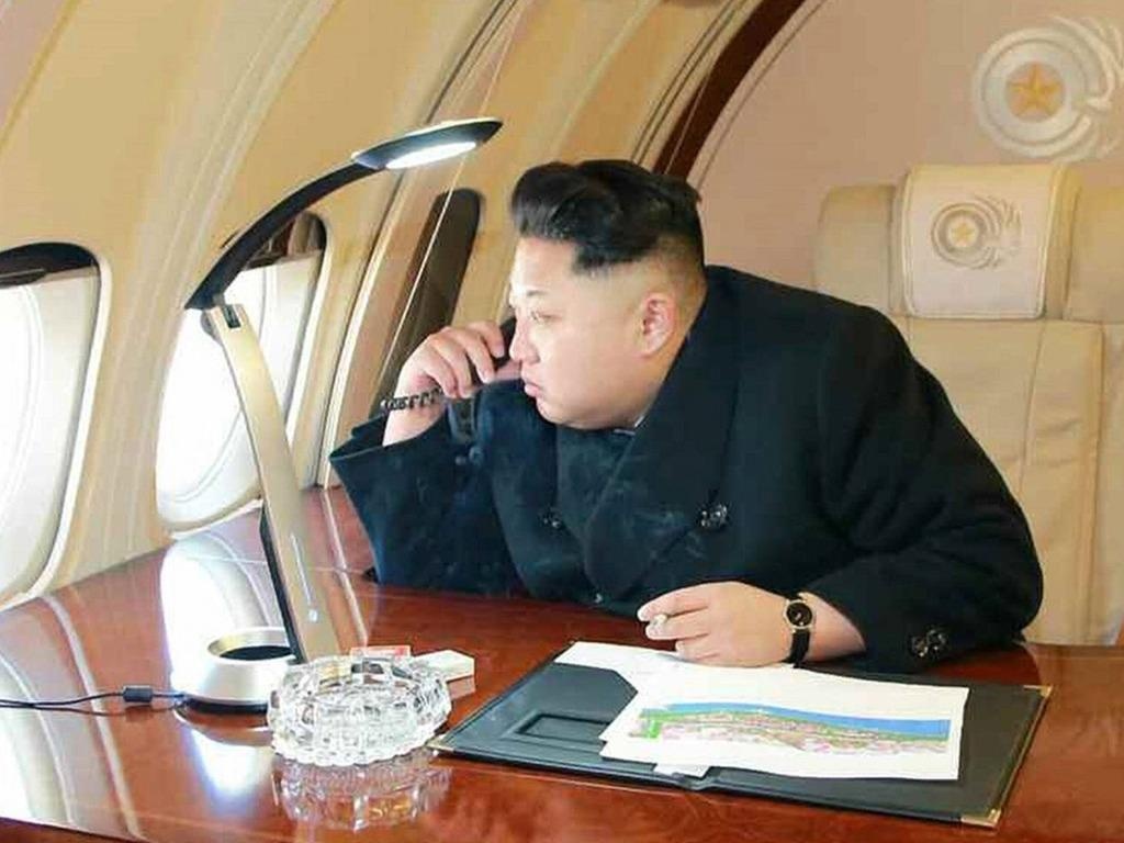 Nhung thach thuc hau can cho cuoc gap Trump - Kim o Singapore hinh anh