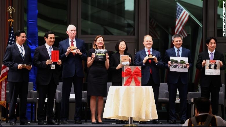 dai su quan My o Dai Loan anh 1