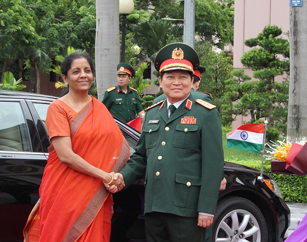 nhà máy vũ khí Ấn Độ ảnh 2 nha may vu khi An Do anh 2