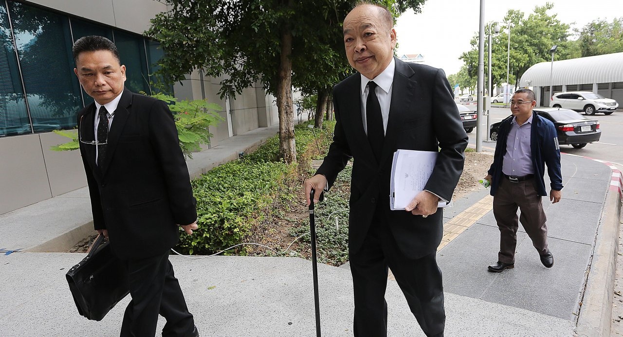 cấp hộ chiếu cho Thaksin ảnh 1 cap ho chieu cho Thaksin anh 1