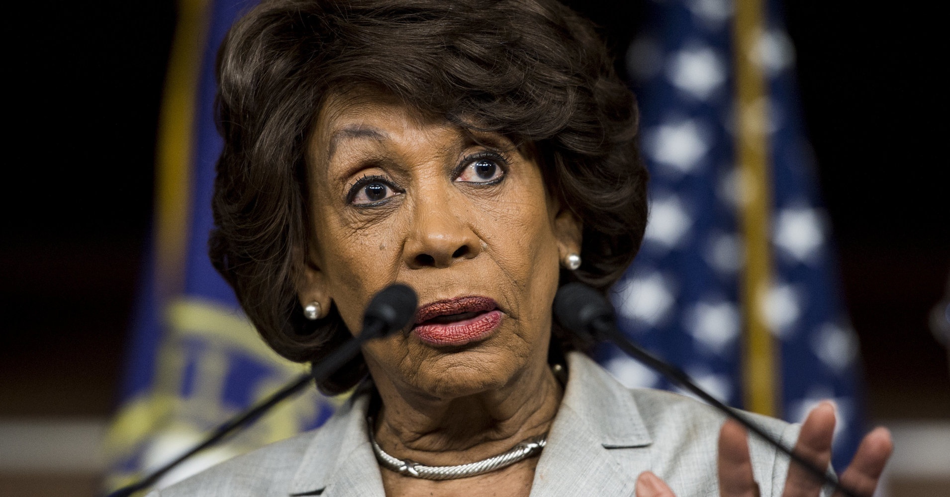 Trump chỉ trích nữ nghị sĩ ảnh 1 Trump chi trich nu nghi si anh 1