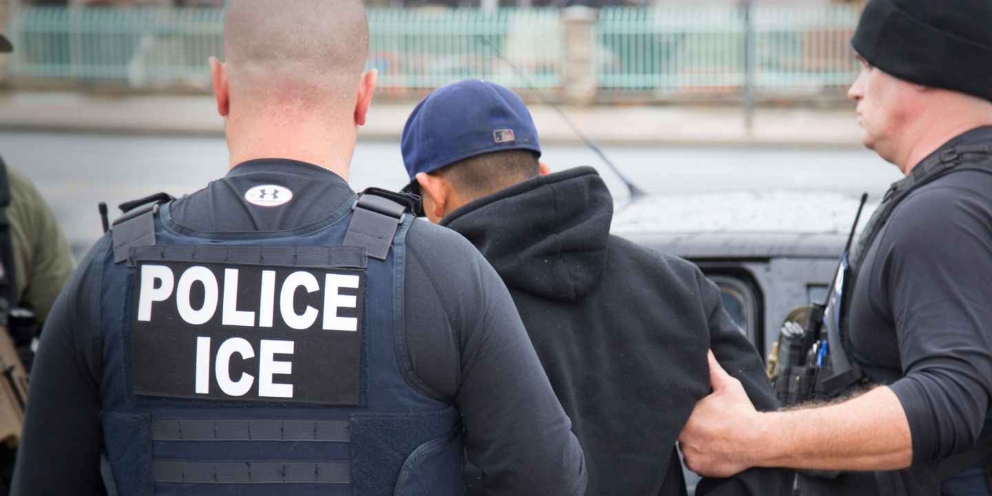 bieu tinh phan doi Trump anh 2