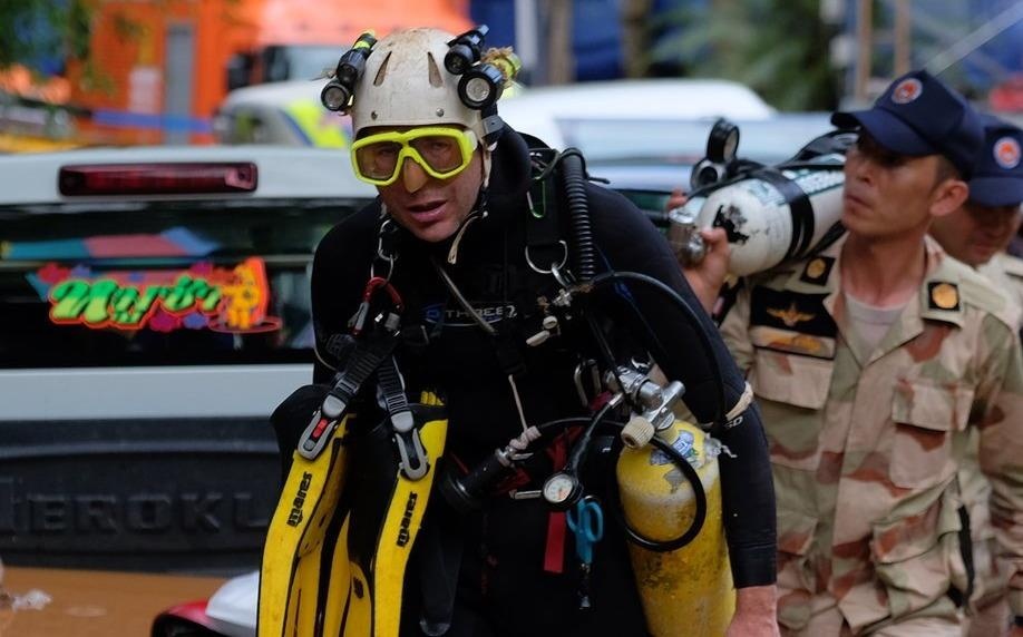 Su may man ky la giup tho lan Anh tim thay doi bong Thai hinh anh