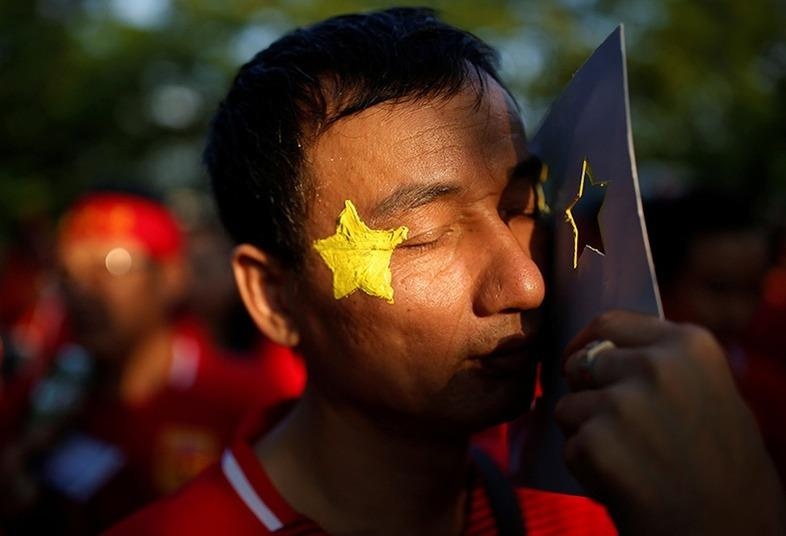 Cac cong ty Trung Quoc do tien cho giac mo dang cai World Cup hinh anh