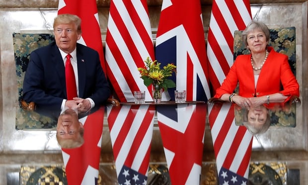 bieu tinh phan doi Trump anh 7