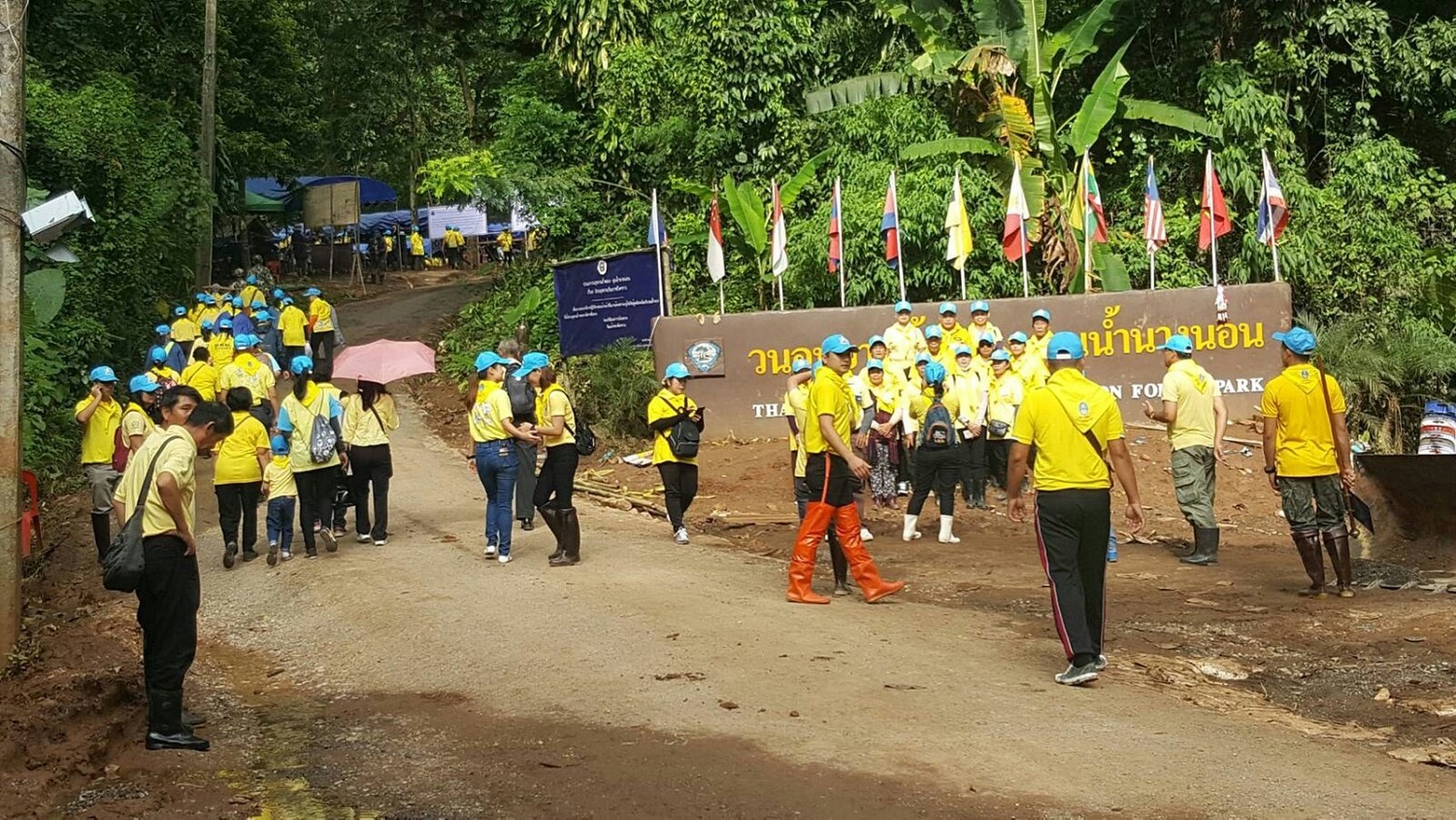 giải cứu đội bóng Thái ảnh 3 giai cuu doi bong Thai anh 3