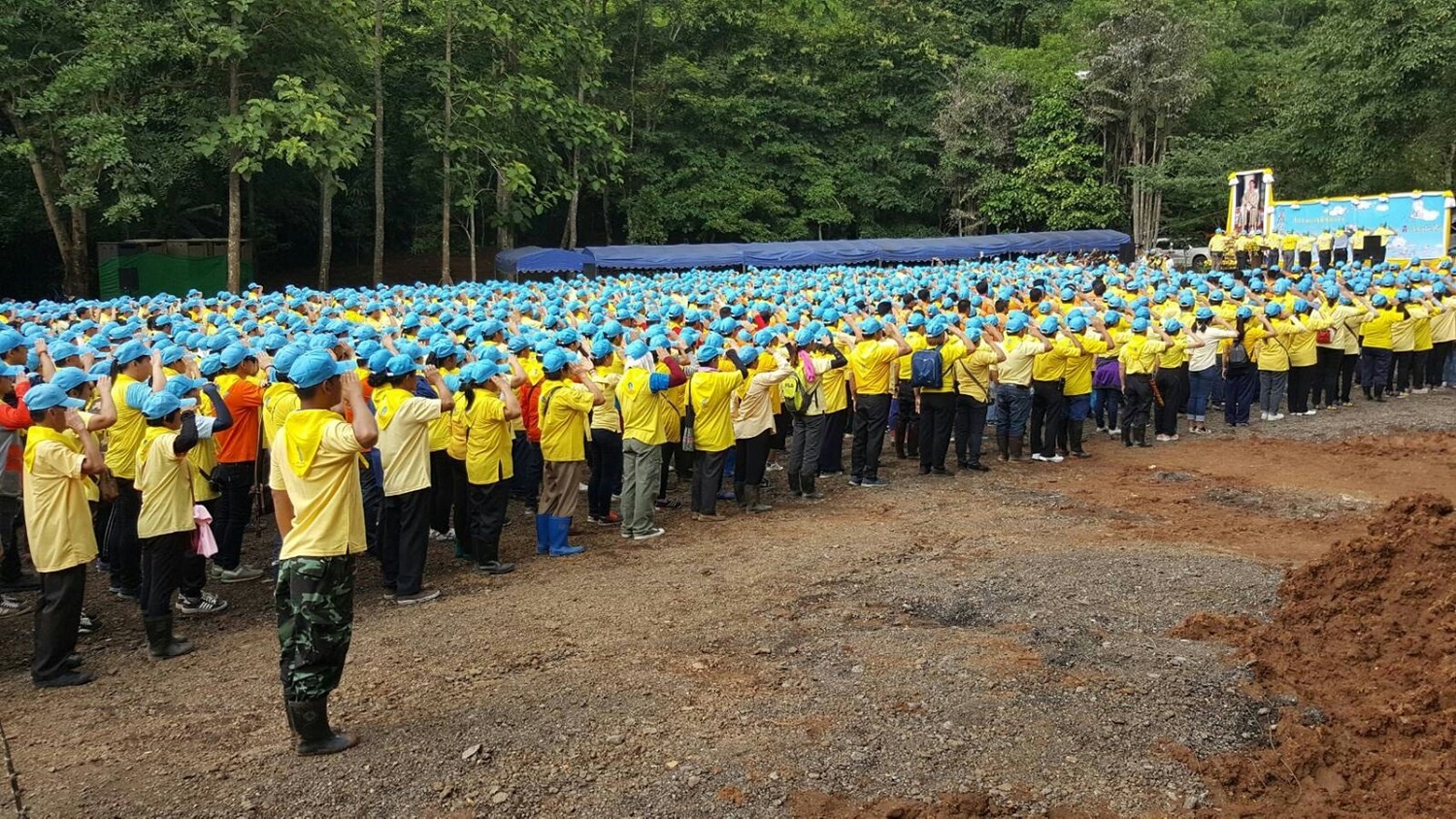 giải cứu đội bóng Thái ảnh 4 giai cuu doi bong Thai anh 4