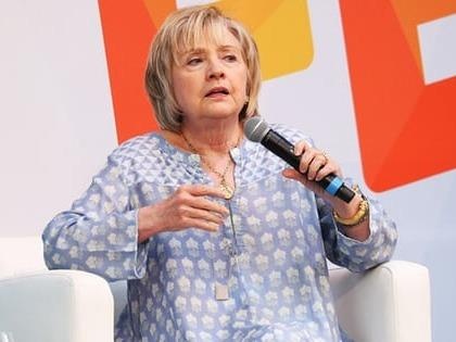 Ba Hillary Clinton canh bao Nga tiep tuc can thiep bau cu My hinh anh