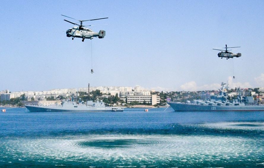 diễu binh hải quân Nga ảnh 3 dieu binh hai quan Nga anh 3