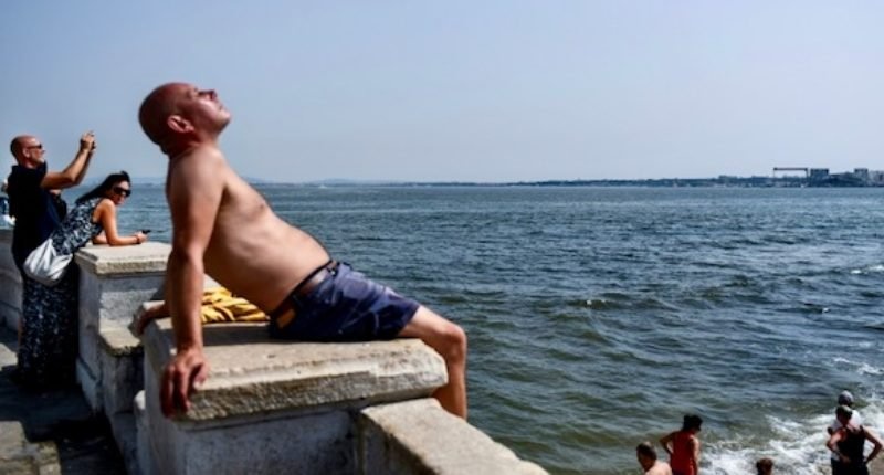 nang nong tai chau Au anh 2