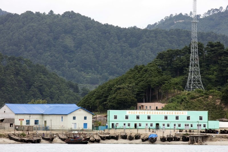 Kim Jong Un tap trung kinh te anh 1