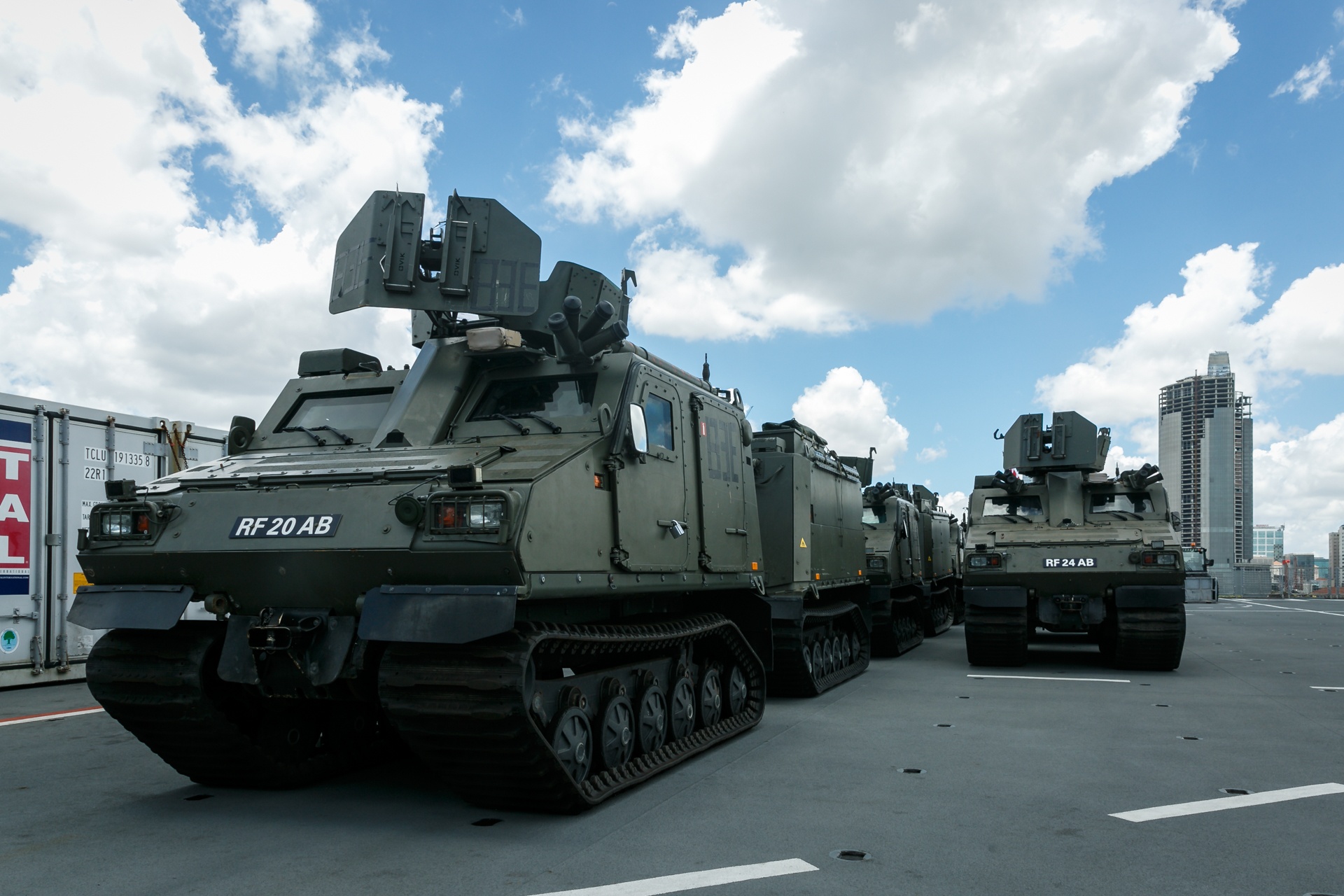 tau Anh den TP.HCM anh 5