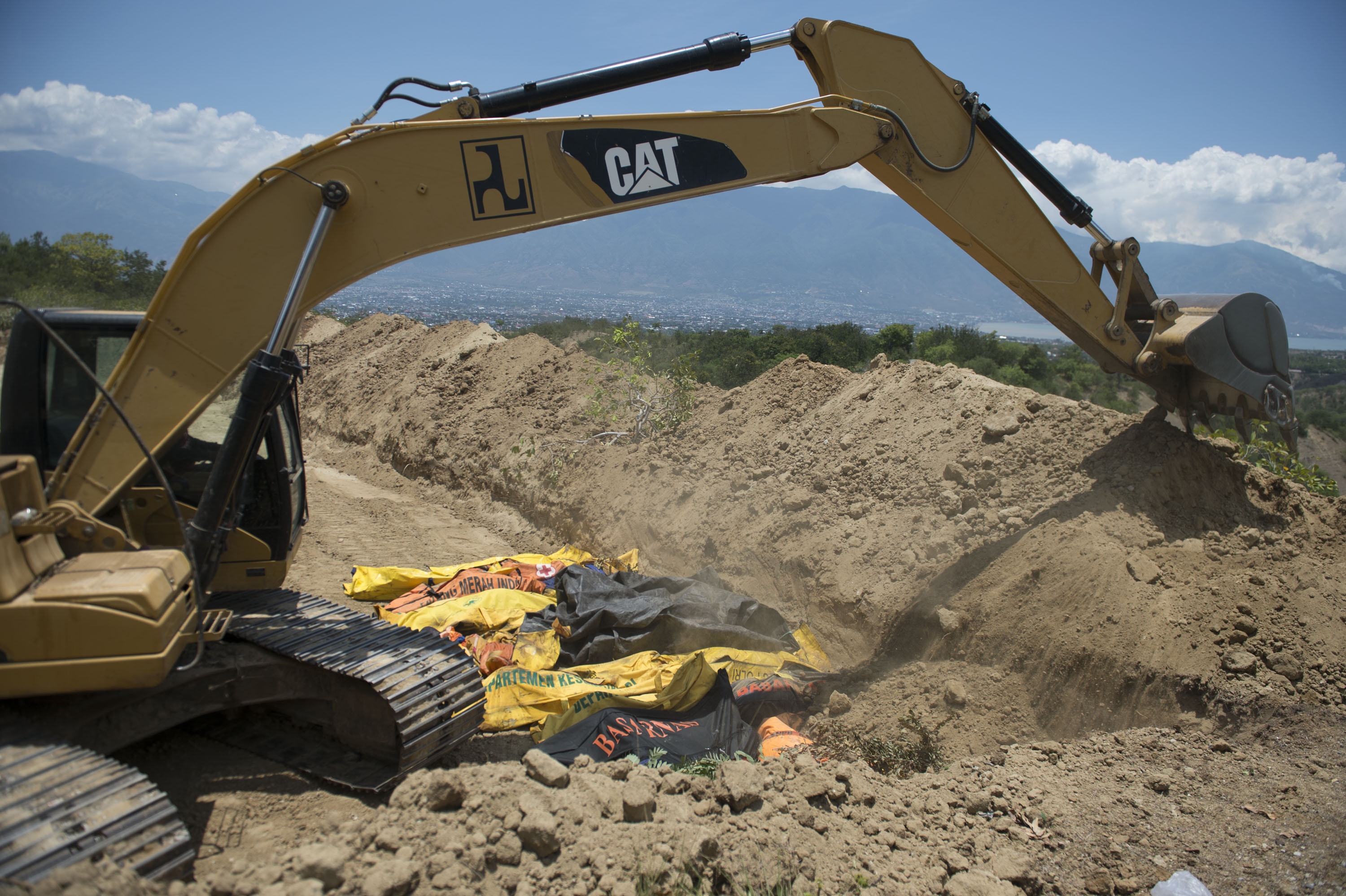 dong dat song than Indonesia anh 5