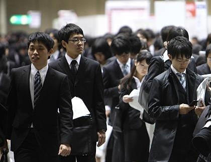 'The he bi danh mat' am anh nen kinh te Nhat Ban hinh anh