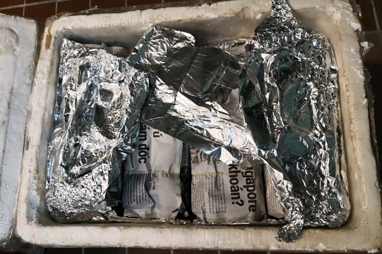 nhập lậu trứng vịt lộn vào Singapore ảnh 1 nhap lau trung vit lon vao Singapore anh 1