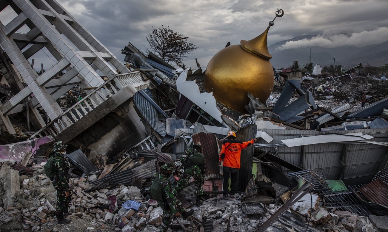 Con 5.000 nguoi mat tich sau dong dat, song than Indonesia hinh anh