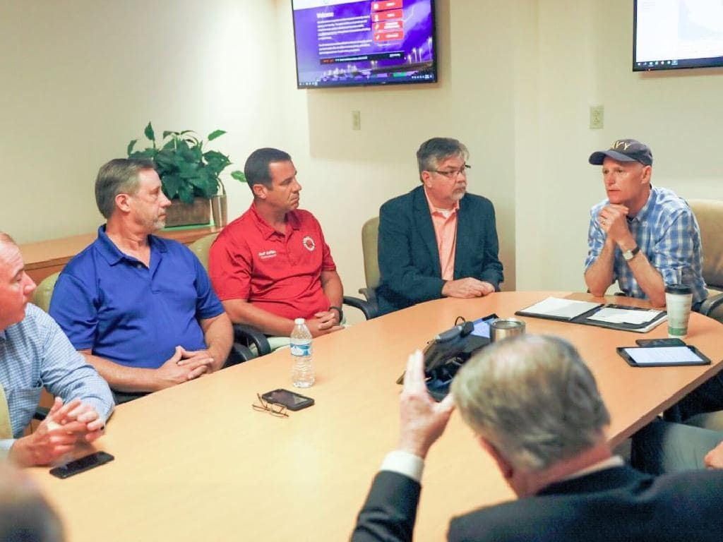 bao michael danh vao bo dong nuoc My anh 7