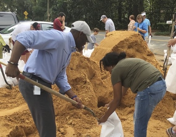 bao michael danh vao bo dong nuoc My anh 4